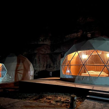 Scarlet Luxury Camp วาดิรัม ภายนอก รูปภาพ