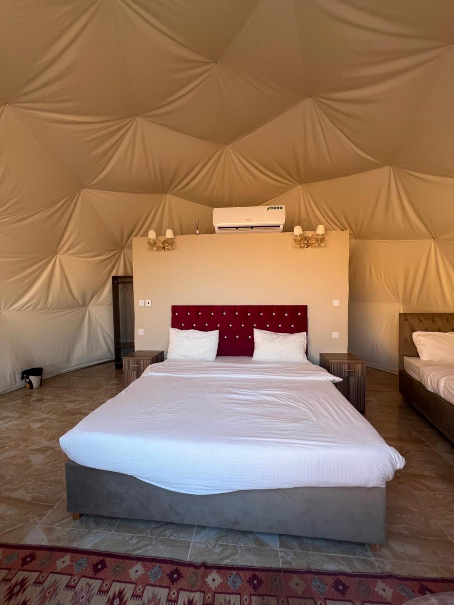 Scarlet Luxury Camp วาดิรัม ภายนอก รูปภาพ