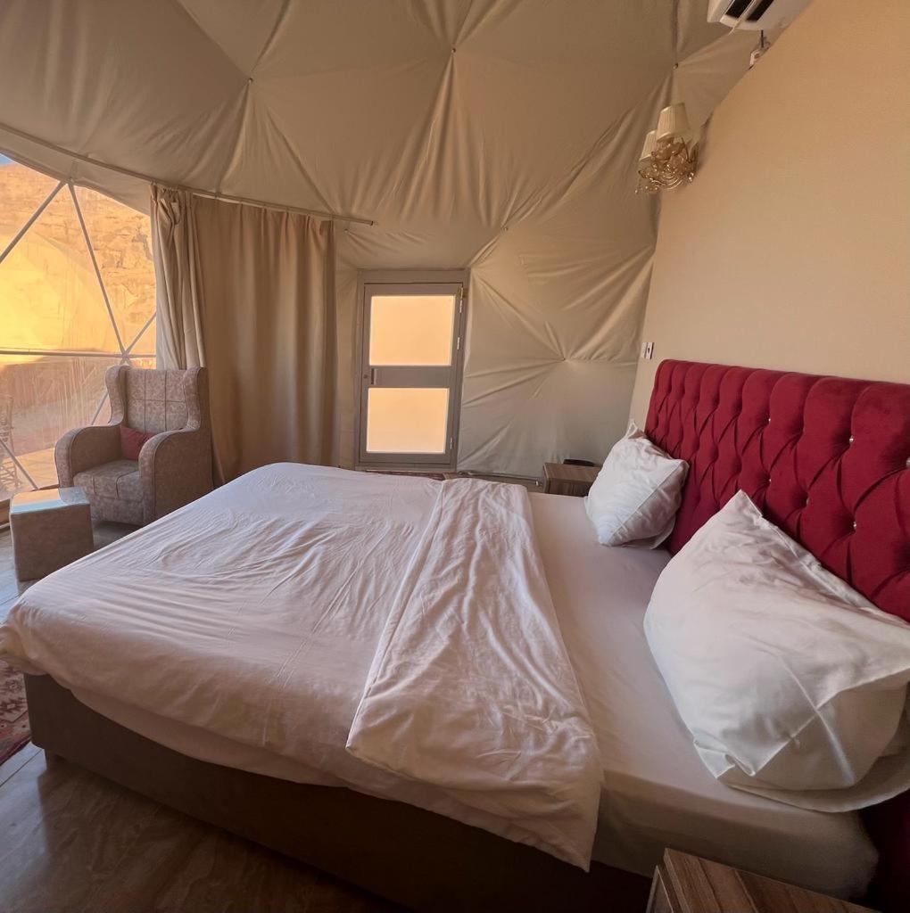 Scarlet Luxury Camp วาดิรัม ภายนอก รูปภาพ