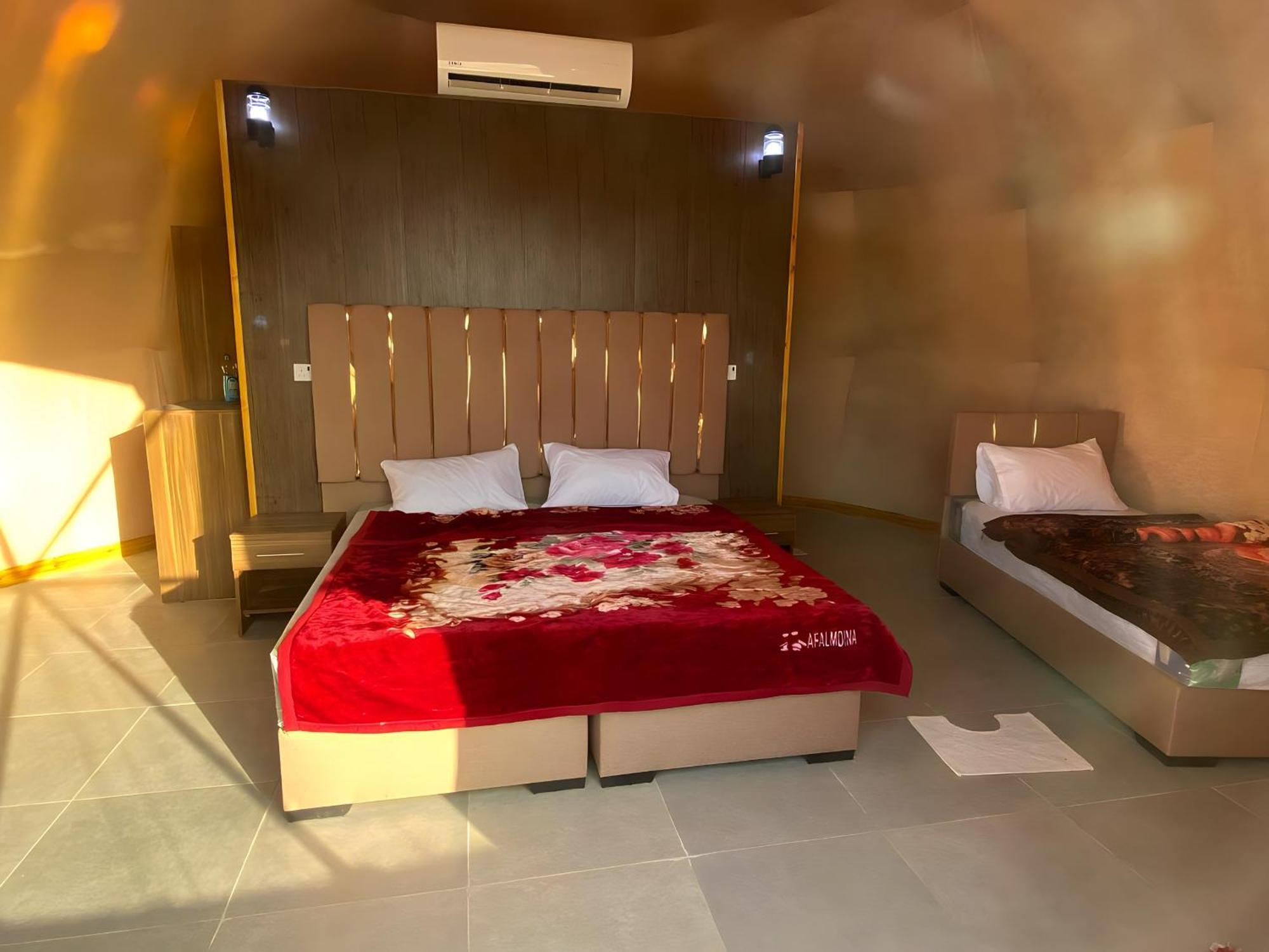 Scarlet Luxury Camp วาดิรัม ภายนอก รูปภาพ